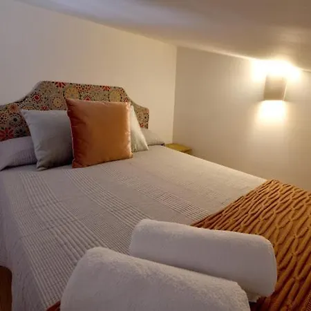 Aqui Me Quedo Catedral Apartment *