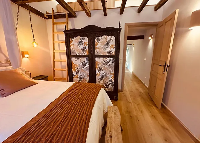 Aqui Me Quedo Catedral Con Garaje * Burgo