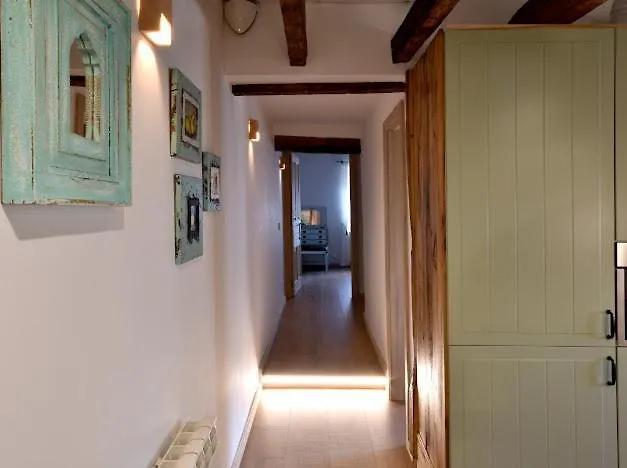 Aqui Me Quedo Catedral Con Garaje *